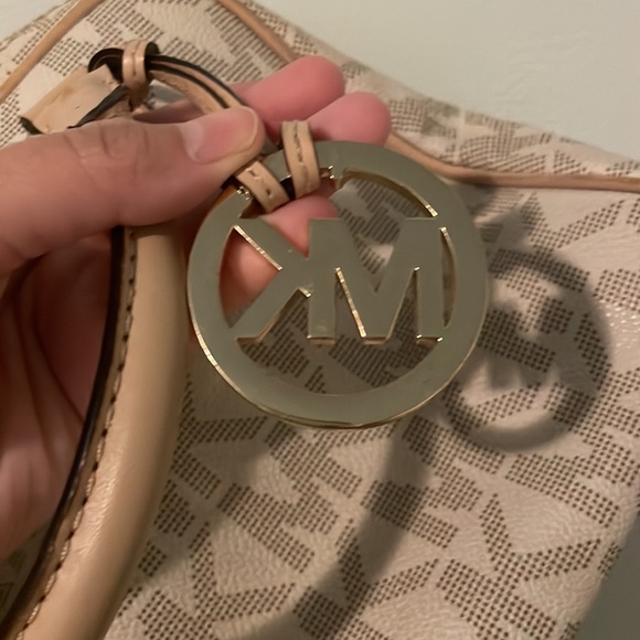 Michael Kors Bag - Picture 2 of 5